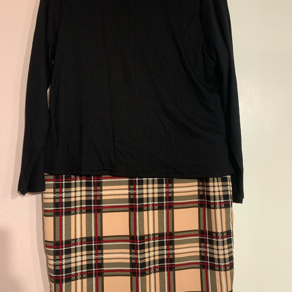 Plaid black and tan Pencil Skirt and coordinating black top